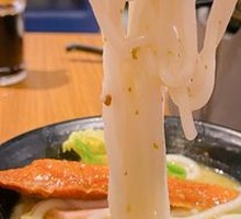 Axiang Crossing-the-bridge Rice Noodles