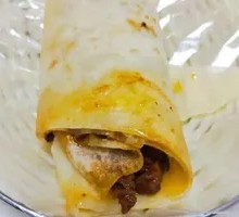 大饼卷炖牛肉