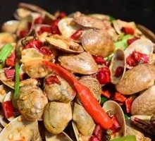 Spicy Stir-Fried Clams