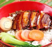 Preserved Vegetable Braised Pork Rice Bowl