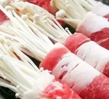 Beef Rolls with Needle Mushroom