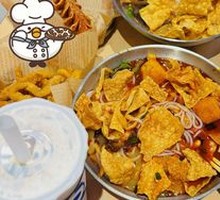 Fried Egg Snail Noodles