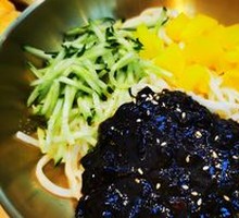 Korean Fried Noodles with Sauce