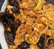 Sour Stir-Fried Egg with Wood Ear Mushrooms