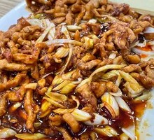 Beijing-style Shredded Pork in Soy Sauce