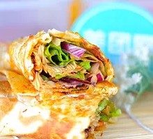 Egg-filled pancake with pork tenderloin