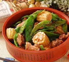 Pork Rib and Corn Stewed with Green Beans