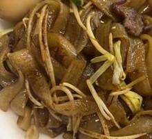 Dry-Fried Beef Rice Noodles