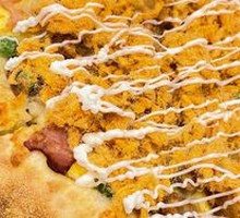Bacon-loaded Meaty Potato Pizza