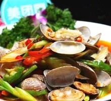 Spicy Stir-fried Sea Clams
