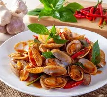 Spicy Stir-fried Clams