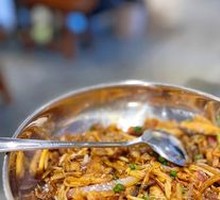 小牛拌饭