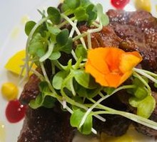 Burgundy Roasted Beef Short Ribs