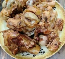 Sauce-braised Pork Shank
