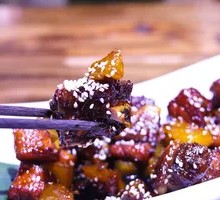 雕梅排骨