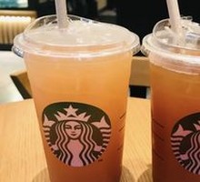 Ice-Shaken Peach Tea
