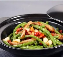 Braised Long Beans in Clay Pot