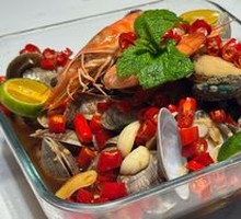 Mixed Seafood in Sauce