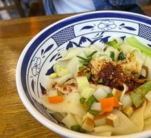 Xi'an Oil-Poured Hand-Torn Noodles
