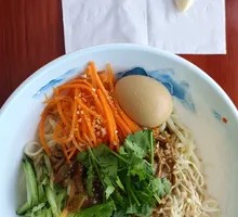 麻酱鸡丝凉面