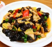 Wood Ear Mushroom and Pork Slices