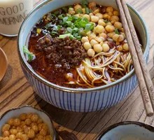 Spicy Broad Noodles with Pea Paste