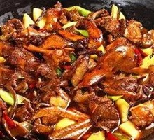 Stewed Goose in Iron Pot