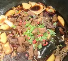 Tendon and Brain Hot Pot