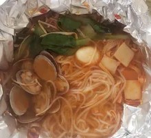 Mutton Slice and Clam Noodles