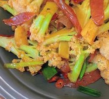 Spicy Cauliflower in Hot Pot