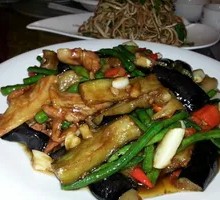 Stewed Green Beans with Eggplant Strips