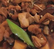 Stewed Chicken with Brown Sauce