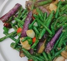Eggplant and Green Bean Stir-fry