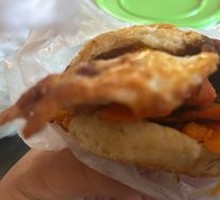 Braised Pork Belly in Flatbread