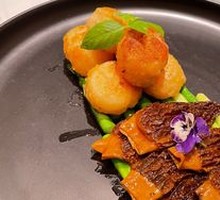 Oyster Mushroom and Asparagus Baked Australian Scallop