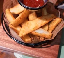 Fried Potato Wedges