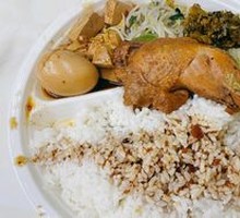 鸡腿饭十排骨汤