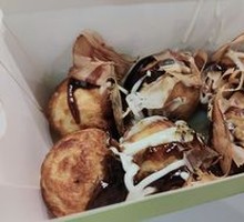 Classic Octopus Takoyaki (6 pieces)