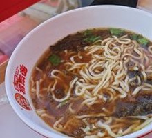 Sour Cabbage and Pork Noodles