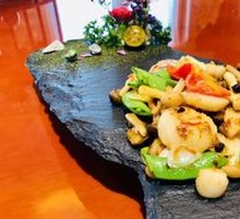 Jade Mushroom Pan-Seared Bamboo Silk