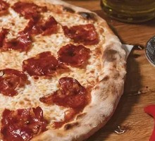 Salami Pizza