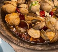 Spicy Clam in Hot Pot