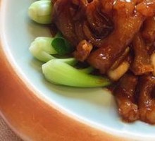 Yunnan Matsutake Braised Fresh Hoof Tendons