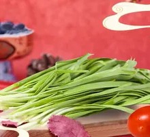 Strengthening Little Chives