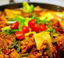 Saucy Spicy Stir-Fried Chicken