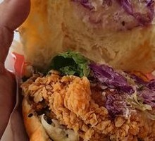 Spicy Chicken Leg Chinese Burger