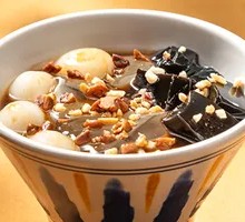 Sugar-coated Brown Sugar Ice Jelly