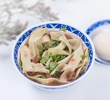 Tianjin-style Crispy Rice Noodles with Sauce