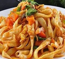 Egg Stir-Fried Knife-Sliced Noodles