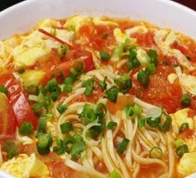 Tomato and Egg Noodles